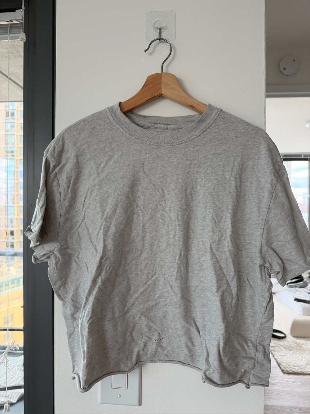 Abercrombie & Fitch Short Sleeve Crewneck T-Shirt in Heather Gray
